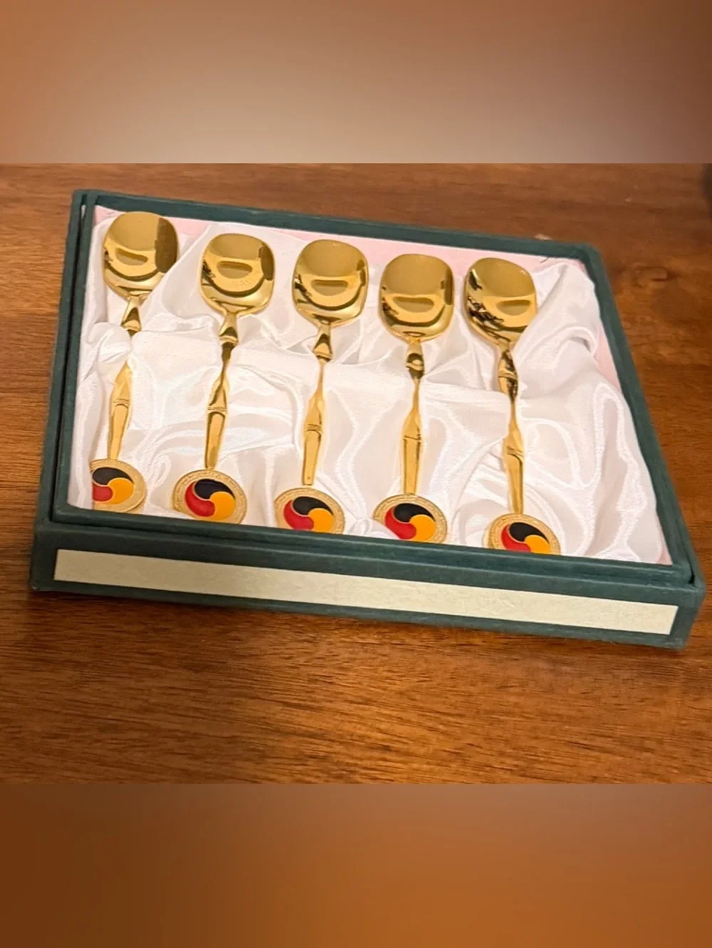 Vintage Boxed Set of 5 Korean 24 Kt Gold
